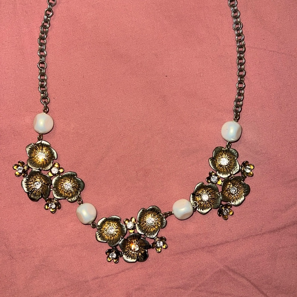 5 Necklaces and a bow anklet